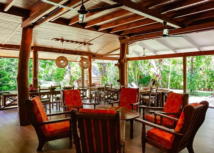 Anse Lazio Lodge