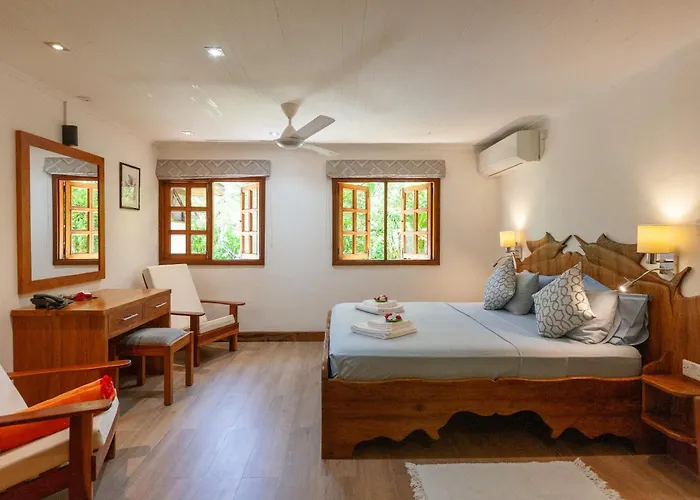 Anse Lazio Lodge