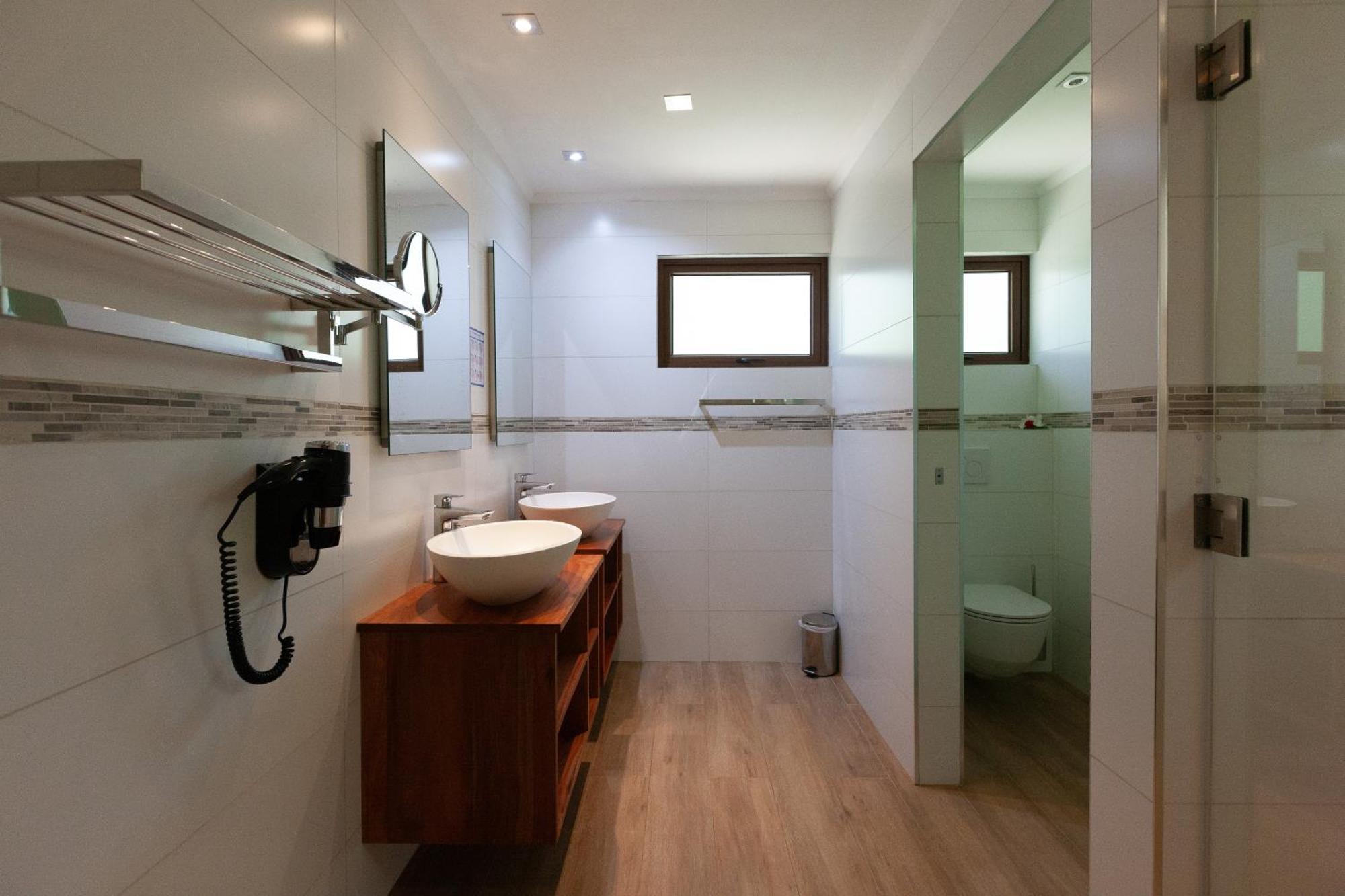 Anse Lazio Lodge Guest house *