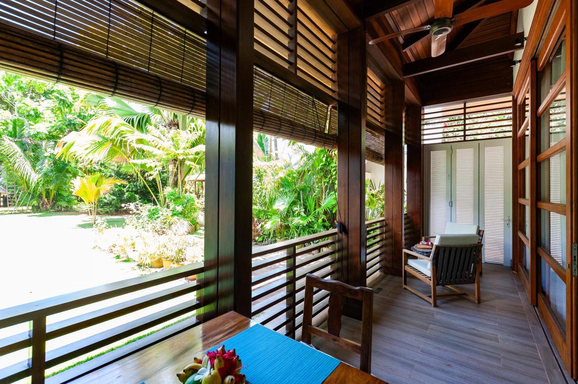 Anse Lazio Lodge Guest house