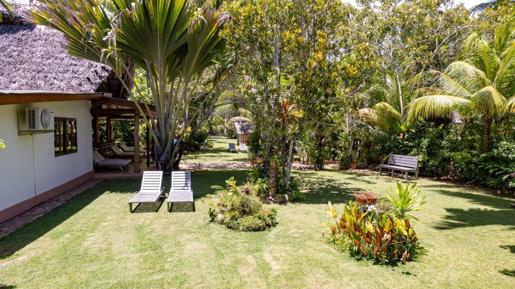Anse Lazio Lodge